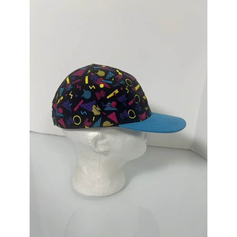 DISNEY WORLD 90'S RETRO LOGO CAP‎